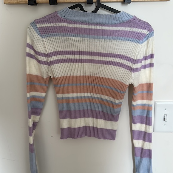 Pastel coloured top - Picture 2 of 2